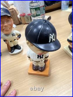 NY Yankees MLB 1960 Vintage Bobblehead Extremely Scarce Color Base Nodder Head D
