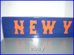 New York Met Bobble heads Display Case Dugout Smaller 18 x 10 1/2 Pinewood
