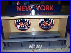 New York Mets display case for bobbleheads Dugout style Read add & see pics