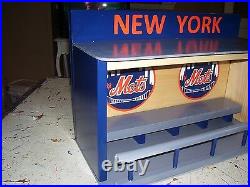 New York Mets display case for bobbleheads Dugout style Read add & see pics
