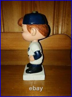 New York Yankee White Base Nodder/Bobbin Head/Bobbing Head Made in 1961 Ex to Mt