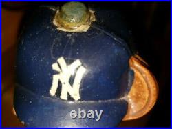 New York Yankee White Base Nodder/Bobbin Head/Bobbing Head Made in 1961 Ex to Mt