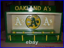 Oakland A's Bobble heads display case 72 logo & Felt floor ship dis-assembled