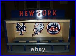 Pete Alonso Bobble heads New York Mets display case shipped dis-assembled