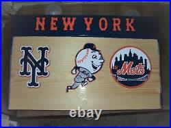 Pete Alonso Bobble heads New York Mets display case shipped dis-assembled