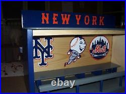 Pete Alonso Bobble heads New York Mets display case shipped dis-assembled