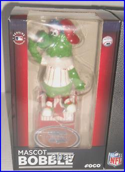 Phillies phanatic & eagles swoop bobbleheads new in box soldout