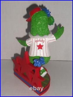 Philly phanatic phillies superstar series bobblehead new in box 198 of 2023