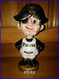 Pittsburgh Pirate Mascot Head 1966 Gold Base/Bobbing Head/ Nodder/Bobbin Head