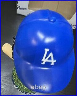 RARE Los Angeles LA Dodgers Betty Boop Bobblehead Strike Zone Vintage With Box