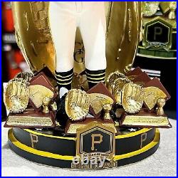 ROBERTO CLEMENTE Pittsburgh Pirates 12x Gold Glove Award Trophy MLB Bobblehead