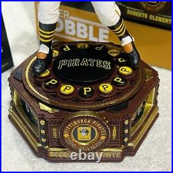 ROBERTO CLEMENTE Pittsburgh Pirates Patch Collection #125 MLB Bobblehead