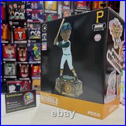 ROBERTO CLEMENTE Pittsburgh Pirates Patch Collection #125 MLB Bobblehead