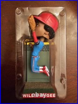 Rare St Louis Cardinals Willie McGee Season Ticket Holder Bobblehead BRAND NEW