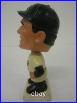 Roger Maris New York Yankees 1962 Bobble Head Nodder White Square Base