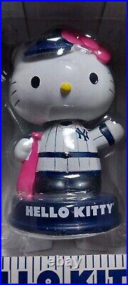 SANRIO HELLO KITTY New York Yankees Bobblehead 2014 NEW IN BOX