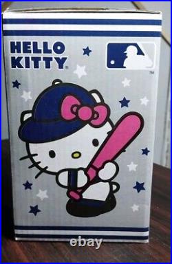 SANRIO HELLO KITTY New York Yankees Bobblehead 2014 NEW IN BOX