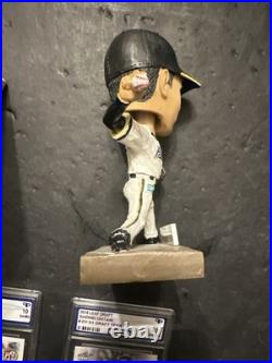 SHOHEI OTANI Nippon Ham Fighters Pitcher Ver. Bobblehead Figure/(2) CARDS