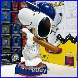 SNOOPY New York Mets 2023 Peanuts Bighead Exclusive MLB Baseball Bobblehead
