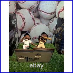 SUPER RARE Willie Mays & Barry Bonds Bobblehead MAKE AN OFFER? 304/504