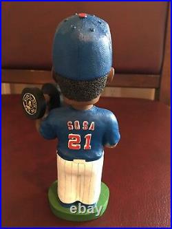 Sammy Sosa'Pumping Iron' Chicago Cubs Diamond Jaxx Bobblehead Bobble withstub