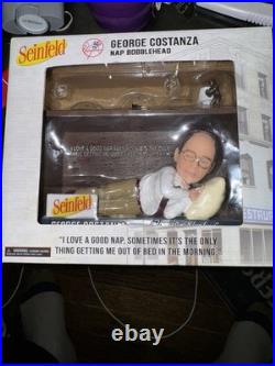 Seinfeld, George Costanza Bobble Head New York Yankees