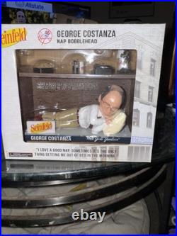 Seinfeld, George Costanza Bobble Head New York Yankees