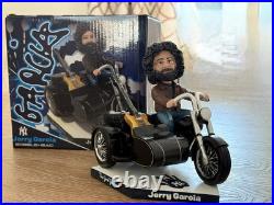 Set Of 2 Jerry Garcia New York Yankees Bobble heads New In Box. Ready To Ship