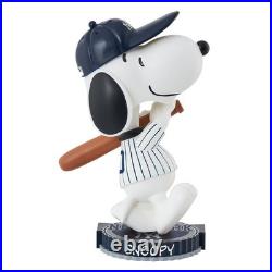 Snoopy New York Yankees 2023 Peanuts Bighead Bobblehead MLB Baseball