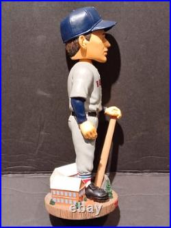 Ted Williams 2004 Cooperstown Collection Bobble Head Boston Red Sox Gray Uniform