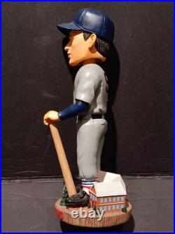 Ted Williams 2004 Cooperstown Collection Bobble Head Boston Red Sox Gray Uniform