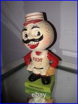 VINTAGE 1960s Cincinnati Reds Baseball Square GREEN Base Nodder Bobblehead