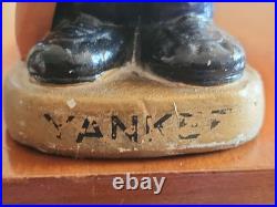Vintage 1960's NY Yankees Bobblehead Sports Specialties Japan Gold Base Original