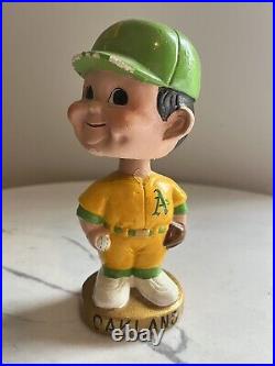 Vintage 1960s Oakland A's Baseball MLB Bobblehead Nodder Rare