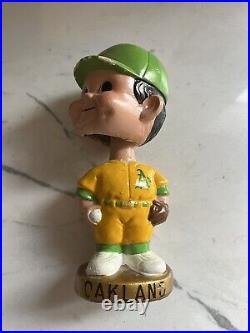 Vintage 1960s Oakland A's Baseball MLB Bobblehead Nodder Rare