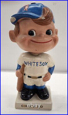 Vintage 1960s Original Chicago White Sox Bobblehead White Base (C)