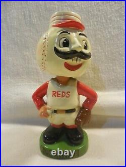 Vintage 1962 Japan Cincinnati Reds Mr Redlegs Bobblehead Nodder Round Green Base