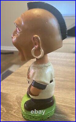 Vintage 1962 Milwaukee Braves green base Bobblehead