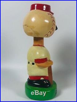 Vintage 1970-80's Ceramic Cincinnati Reds Bobblehead Nodder Green Base Baseball