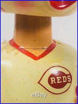 Vintage 1970-80's Ceramic Cincinnati Reds Bobblehead Nodder Green Base Baseball