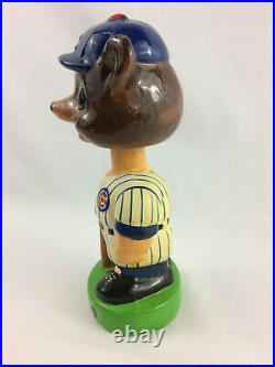 Vintage Chicago Cubs Ceramic Bobblehead Nodder with Green Base Great Condition