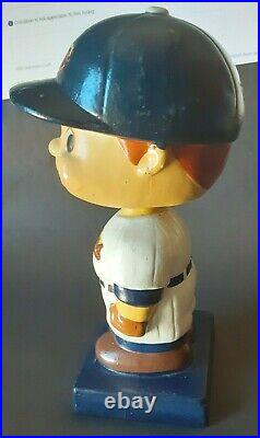 Vintage Original 1960's Minnesota Twins Nodder/Bobblehead- No Chips or Cracks