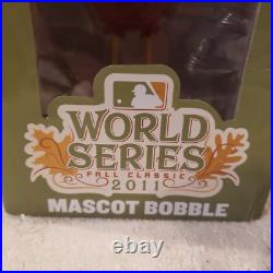 World Series Mascot Bobblehead Cardinals 2011 Fredbird Foco Super RARE
