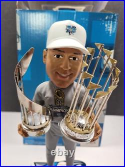 Yankees Derek Jeter 2000 World Series Champ & Mvp Trophy Bobblehead Le 300